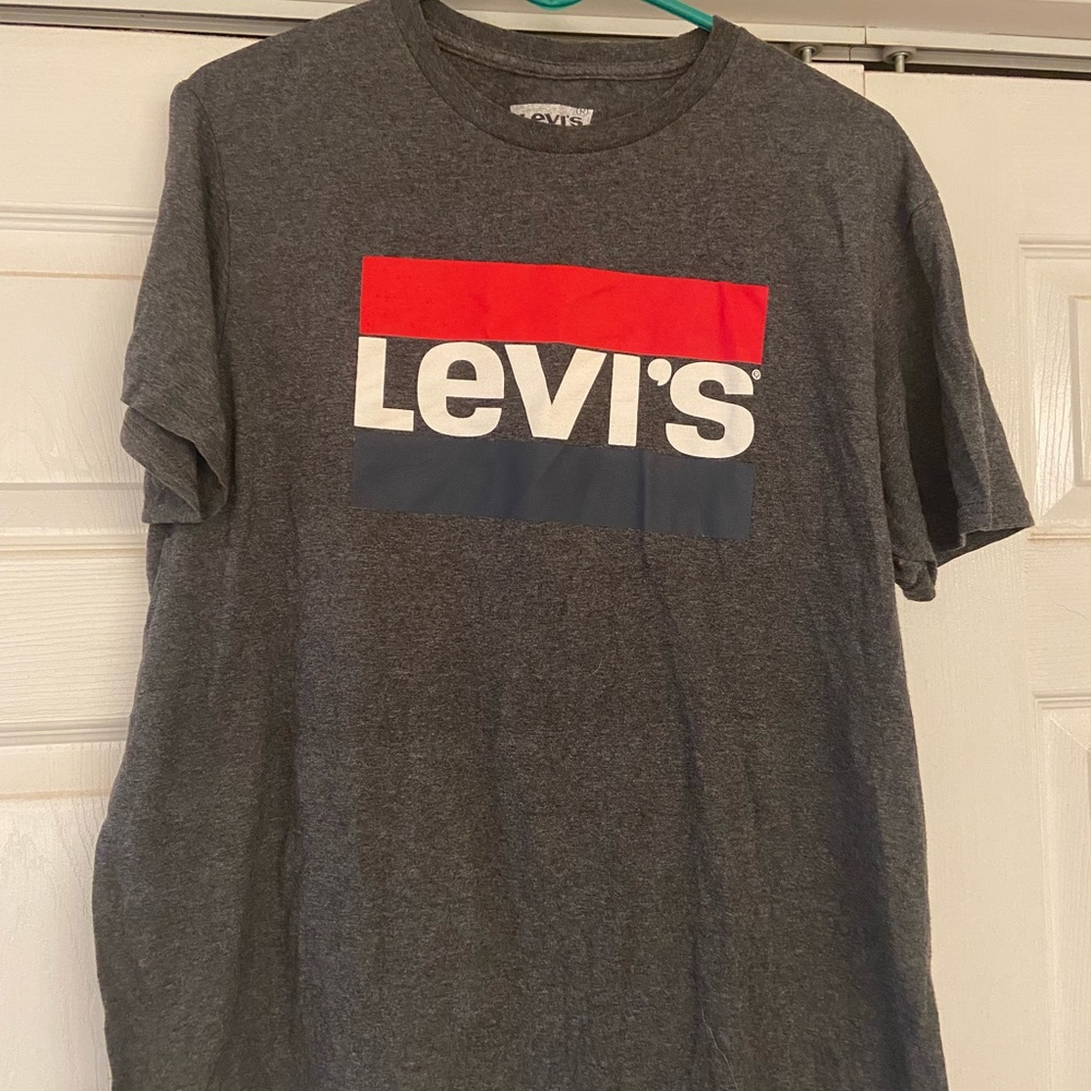 Men’s Levi T-Shirt